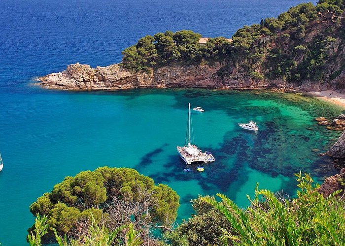 Girona & Costa Brava Tour